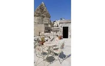 King Cave By Traveller's Hotel 3*