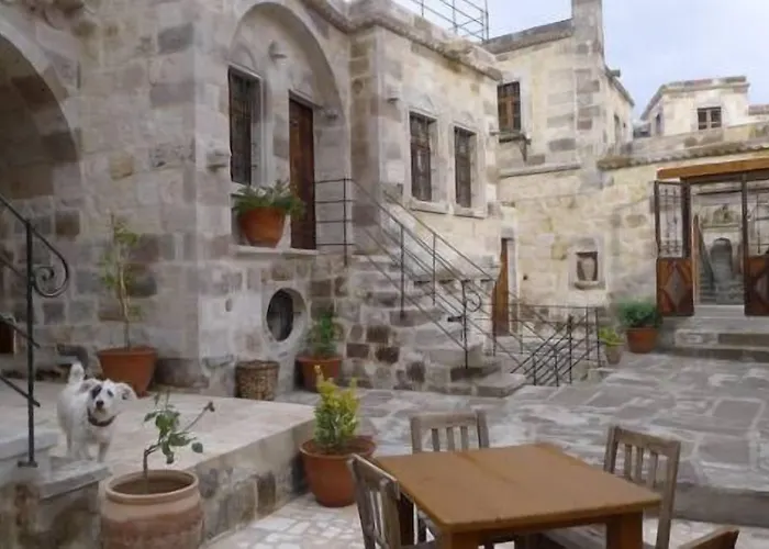 King Cave By Traveller's Hotel