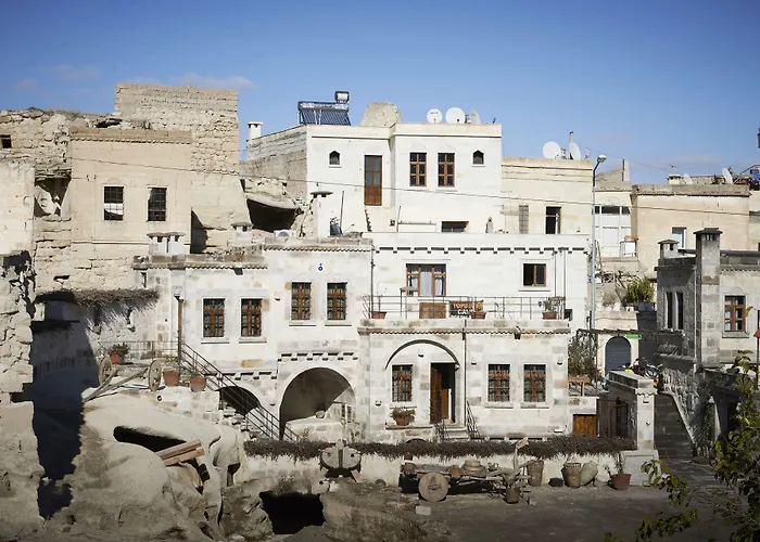 King Cave By Traveller's Goreme